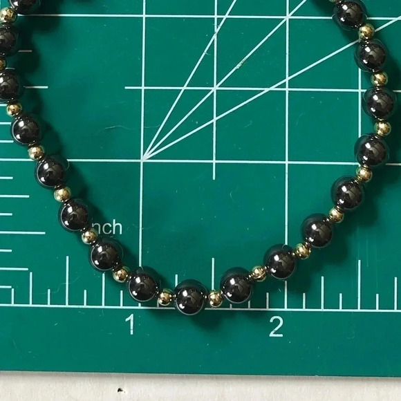 Vintage Metallic Beaded Bracelet - Picture 10 of 10